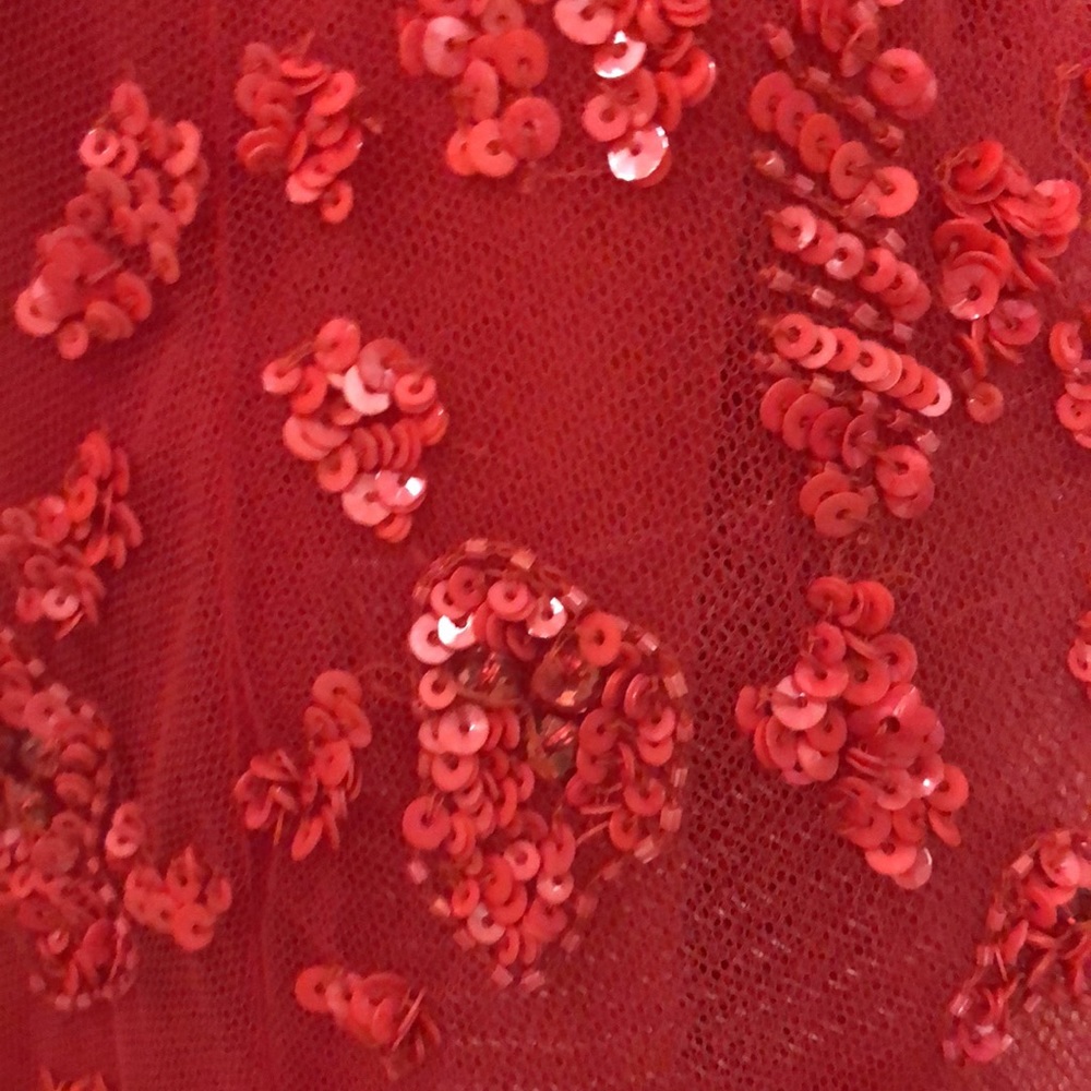 Dress. - Picture 8 of 10
